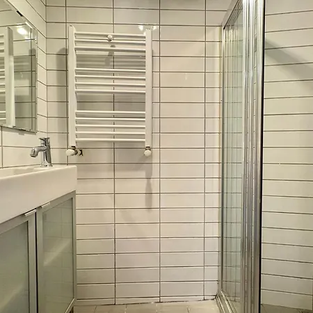 Spacious 5br, 5ba 2 Kitchens Taksim Tarlabasi Apartment