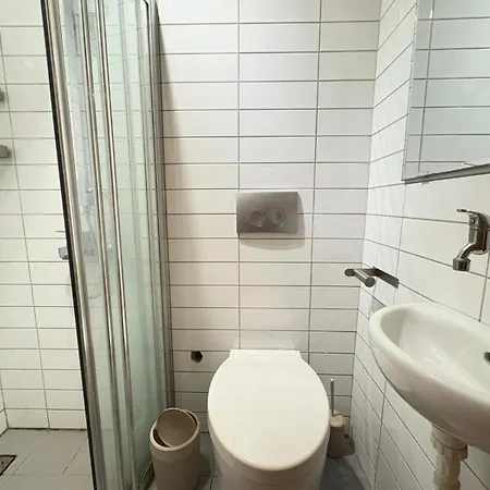 Spacious 5br, 5ba 2 Kitchens Taksim Tarlabasi